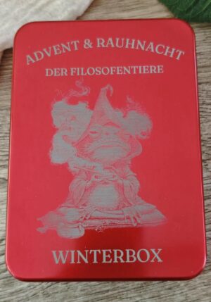 Winterbox, Adventskalender und Rauhnächte der Filosofentiere in der roten Dose